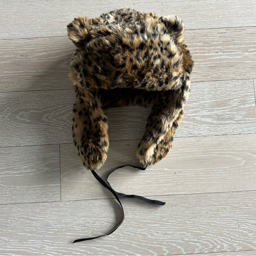 H&M Leopard Winter Hat